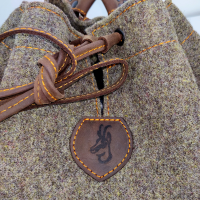 AKAH Gebirgsrucksack Hohe Tauern aus Natur-Wollfilz...