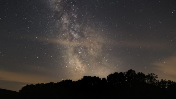 fernglas-ratgeber-astronomie-himmel